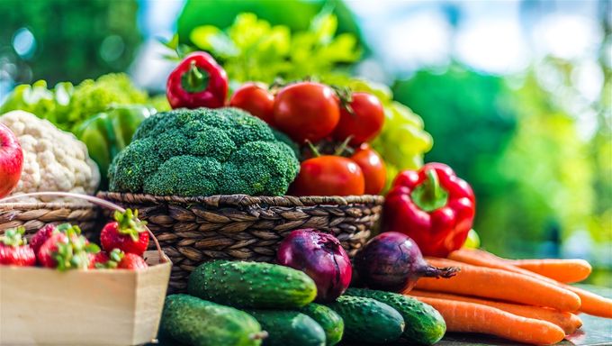 Die Basis für Edelgemüse in Gelee: Blumenkohl, kleine Maiskölbchen, Paprika grün und rot, Karotten und Broccoli !